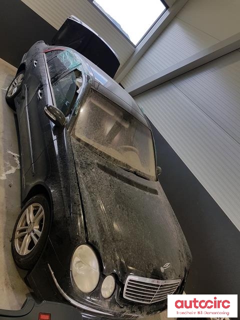 Mercedes E-Klasse 2002-2006 (Fase 1) (W211) (W211), Motorkode: OM647.961, Girkassekode: AUTOMAT