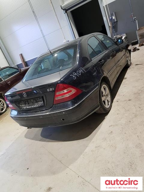 Mercedes C-Klasse 2004-2007 (Fase 2) (W203) (W203), Motorkode: 646 963, Girkassekode: 