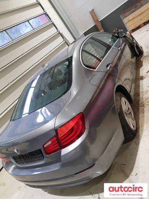 BMW 5-Serie 2010-2017 (F10/F11) (F10/F11), Motorkode: N47D20C, Girkassekode: 