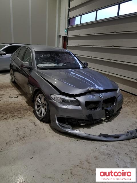 BMW 5-Serie 2010-2017 (F10/F11) (F10/F11), Motorkode: N47D20C, Girkassekode: 