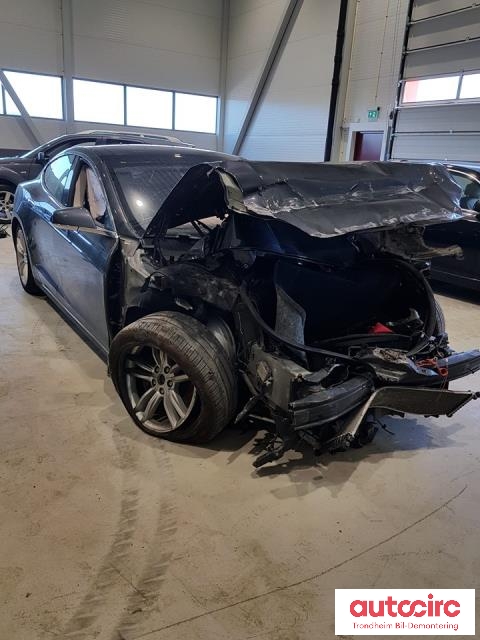 Tesla Model S 2013-2016 (Fase 1) , Motorkode: L2S, Girkassekode: TRINNLØS