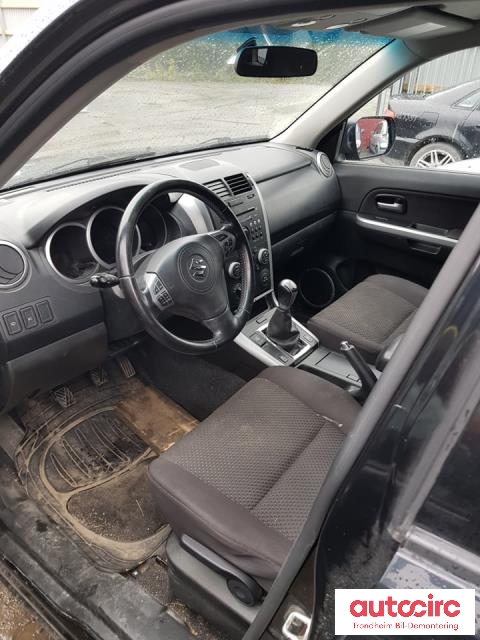 Suzuki Grand Vitara 2005-2015 (Type III) , Motorkode: F9Q, Girkassekode: 5GIR