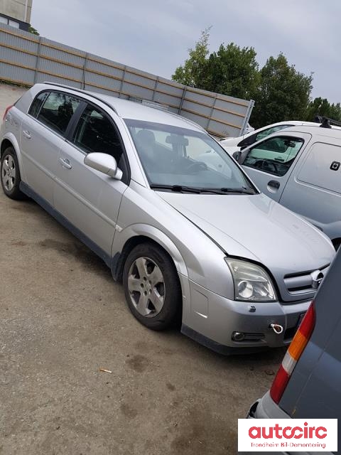 Opel Signum 2003-2006 , Motorkode: Z22YH, Girkassekode: