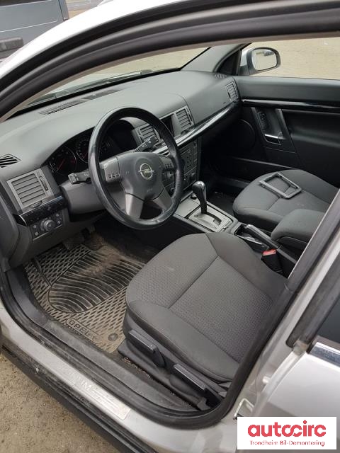 Opel Signum 2003-2006 , Motorkode: Z22YH, Girkassekode: