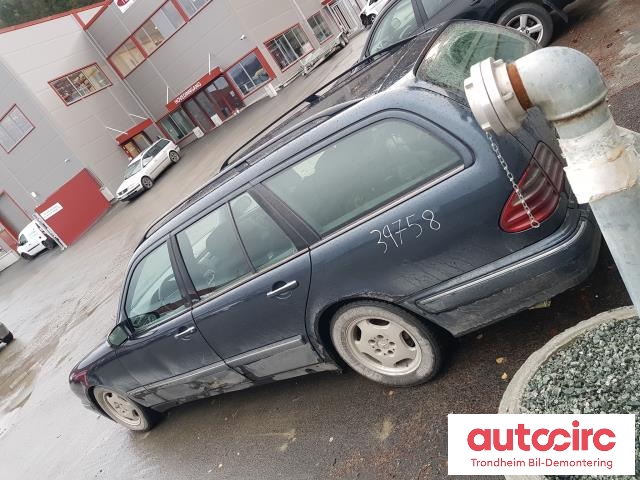 Mercedes E-Klasse 2000-2002 (Fase 2) (W210) (W210), Motorkode: M111.957, Girkassekode: