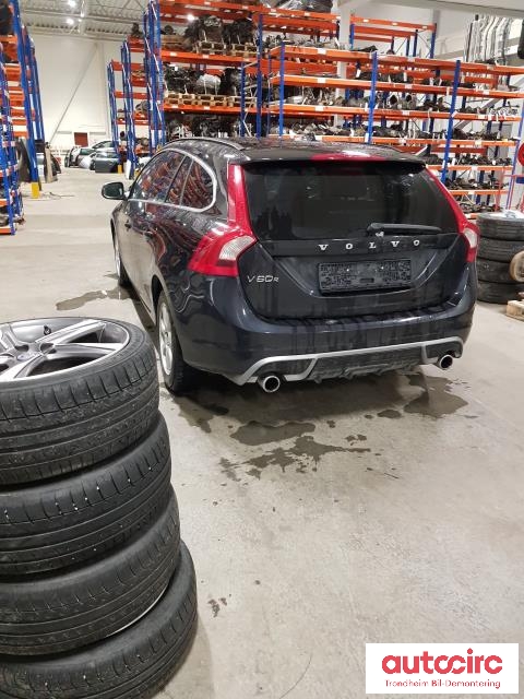 Volvo V60 2010-2013 (Type I, Fase 1) , Motorkode: D4162T, Girkassekode: 