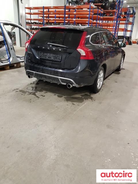 Volvo V60 2010-2013 (Type I, Fase 1) , Motorkode: D4162T, Girkassekode: 