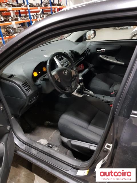 Toyota Corolla 2007-2013 , Motorkode: 1ND-TV, Girkassekode: 5TRINNS