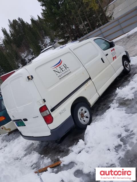 Toyota Hiace 2007-2012 (Fase 3) , Motorkode: 2KD-FTV, Girkassekode: