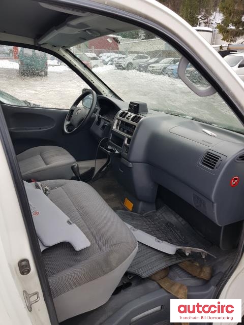 Toyota Hiace 2007-2012 (Fase 3) , Motorkode: 2KD-FTV, Girkassekode: