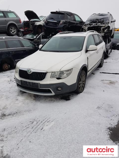 Škoda Superb 2008-2015 (Type II) , Motorkode: CFFB, Girkassekode: PNB