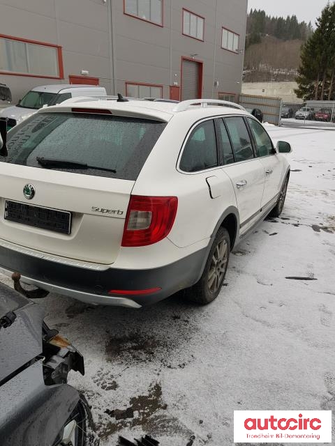 Škoda Superb 2008-2015 (Type II) , Motorkode: CFFB, Girkassekode: PNB