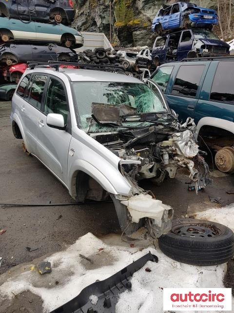 Toyota RAV4 2000-2006 (Type II) , Motorkode: 1CD-FTV, Girkassekode: 