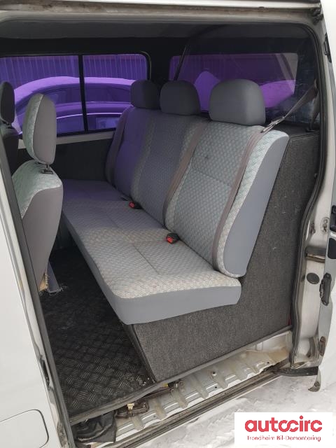 Toyota Hiace 2001-2006 (Fase 2) , Motorkode: 2KD-FTV, Girkassekode: