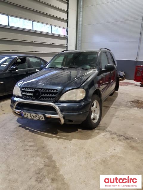 Mercedes ML 1997-2005 (W163) (W163), Motorkode: M111.977, Girkassekode: 
