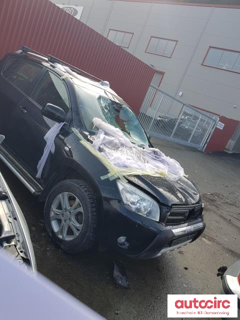 Toyota RAV4 2006-2009 (Type III, Fase 1) , Motorkode: 2AD-FTV|DPF, Girkassekode: 6TRINNS