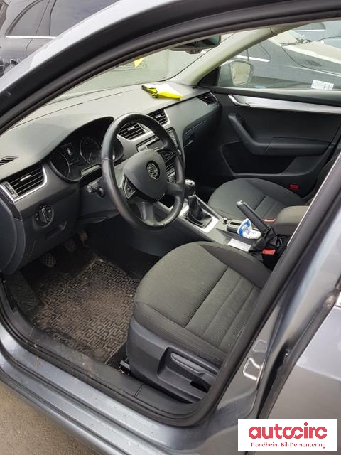 Škoda Octavia 2013-2016 (Type III, Fase 1) , Motorkode: CJZA, Girkassekode: COM ELE