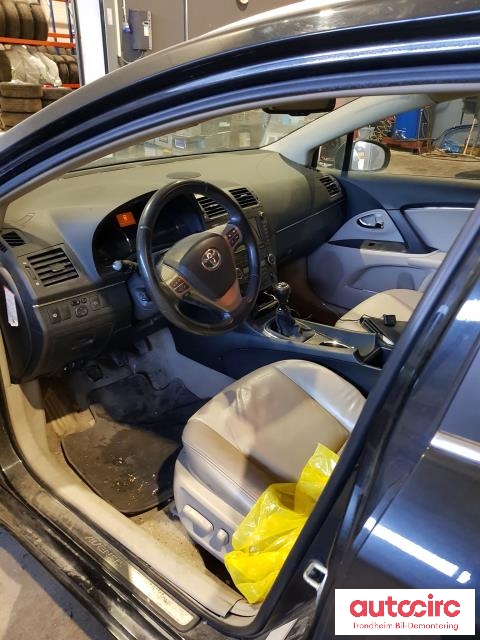 Toyota Avensis 2009-2015 (Type III, Fase 1) , Motorkode: 1AD-FTV, Girkassekode: 