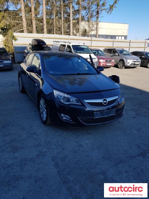 Opel Astra J 2010-2015 , Motorkode: A17DTR, Girkassekode: 