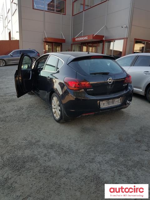 Opel Astra J 2010-2015 , Motorkode: A17DTR, Girkassekode: 