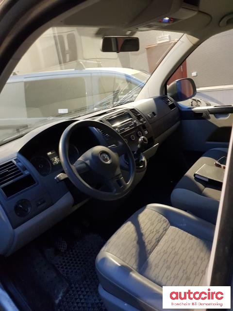 VW Transporter / Caravelle 2009-2015 (Fase 2) (T5) (T5), Motorkode: CAAC   140HK, Girkassekode: KQK
