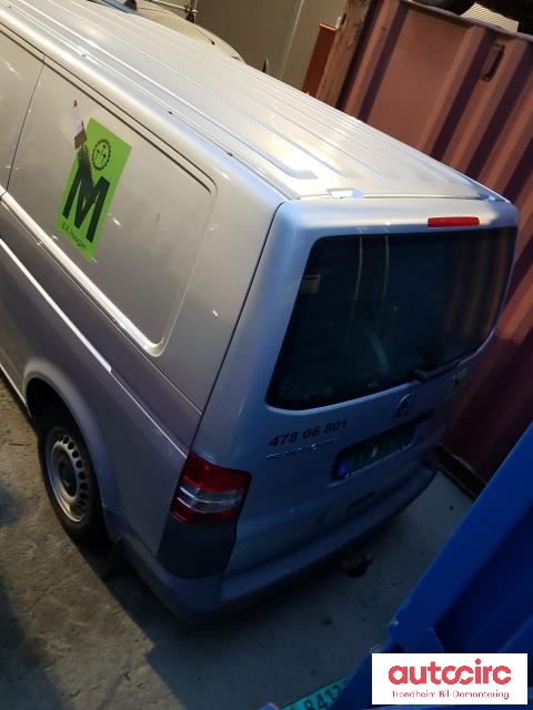 VW Transporter / Caravelle 2009-2015 (Fase 2) (T5) (T5), Motorkode: CAAC   140HK, Girkassekode: KQK