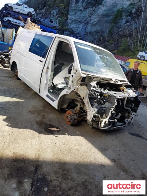 VW Transporter / Caravelle 2009-2015 (Fase 2) (T5) (T5), Motorkode: CAAB, Girkassekode: LRS