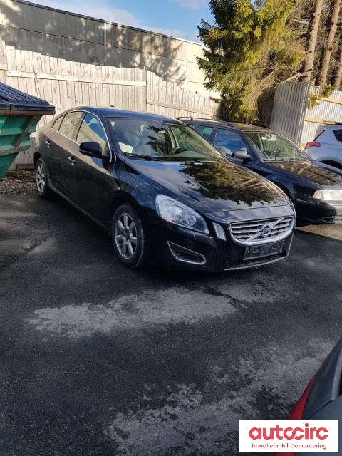 Volvo S60 2010-2014 (Type II, Fase 1) , Motorkode: D5204T7, Girkassekode: 