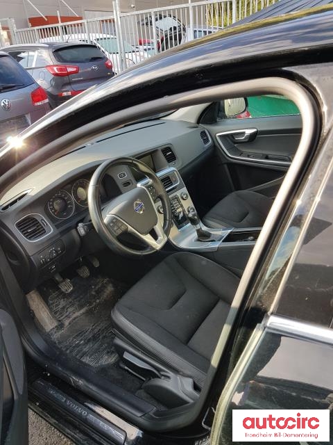Volvo S60 2010-2014 (Type II, Fase 1) , Motorkode: D5204T7, Girkassekode: 