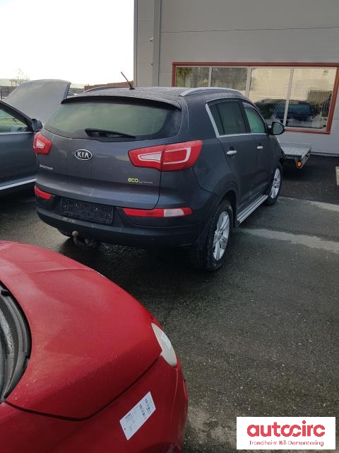 Kia Sportage 2010-2016 (Type III) , Motorkode: D4FD, Girkassekode: 