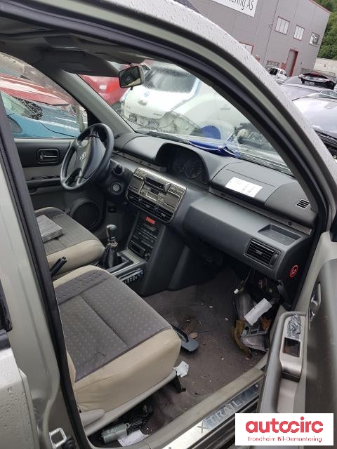 Nissan X-Trail 2002-2007 (T30) (T30), Motorkode: YD22ETI, Girkassekode: 