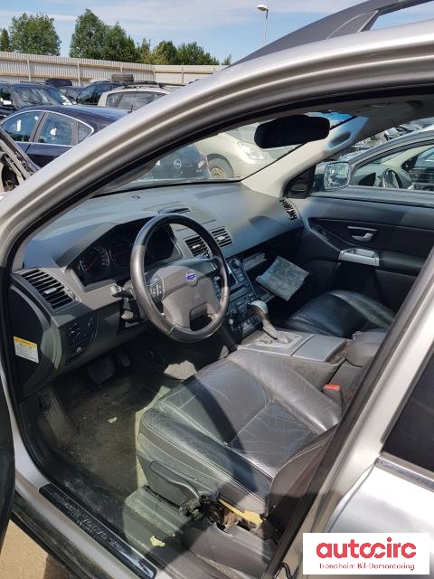 Volvo XC90 2002-2006 (Type I, Fase 1) , Motorkode: D5244T, Girkassekode: 30681190