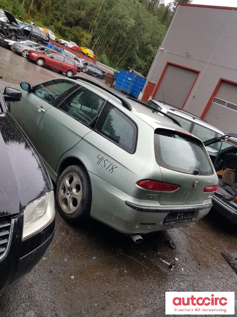 Alfa Romeo 156 1998-2003 , Motorkode: 323.01, Girkassekode: 