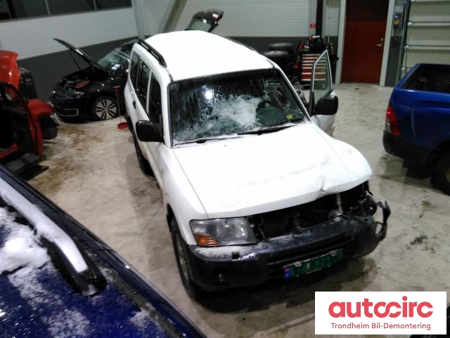 Mitsubishi Pajero 2000-2006 (Type III) , Motorkode: 4D56 T, Girkassekode: MR518839 V5M31-6-N