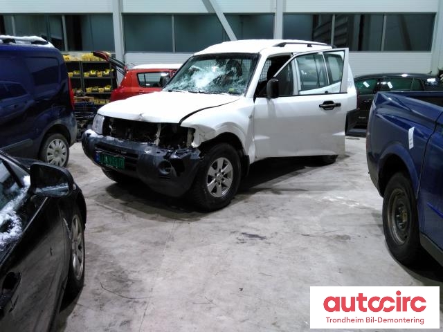 Mitsubishi Pajero 2000-2006 (Type III) , Motorkode: 4D56 T, Girkassekode: MR518839 V5M31-6-N