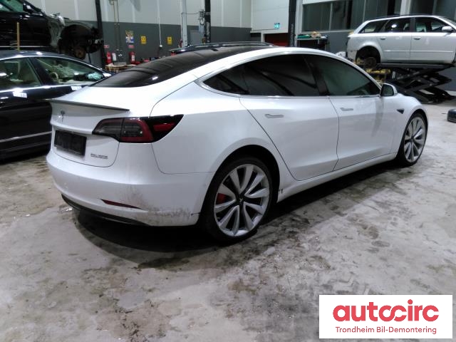 Tesla Model 3 2018-2023 (Fase 1) , Motorkode: 3D3, Girkassekode: 