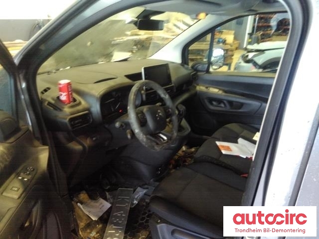 Citroën Berlingo 2019-->> (Type III) , Motorkode: YHY, Girkassekode: 