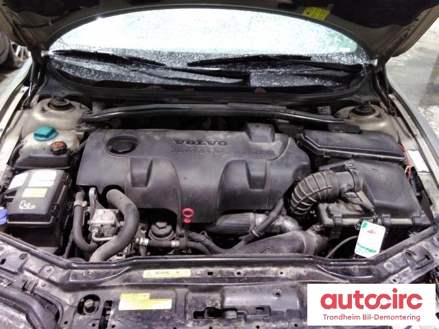 Volvo XC70 2001-2004 (Type I, Fase 1) , Motorkode: D5244T, Girkassekode: 8675148