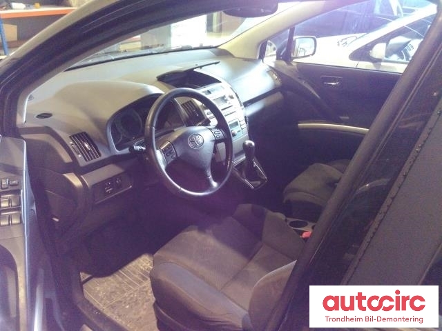 Toyota Verso 2004-2009 (Type II) , Motorkode: 2AD-FTV, Girkassekode: 