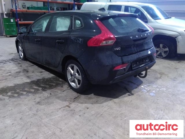 Volvo V40 2012-2019 , Motorkode: D4162T, Girkassekode: 36011555