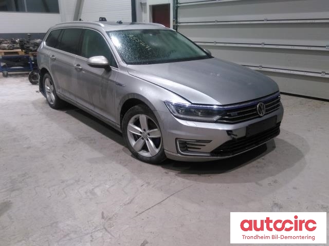 VW Passat 2015-2019 (Fase 1) (B8) (B8), Motorkode: CUKC, Girkassekode: SCB
