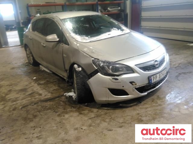 Opel Astra J 2010-2015 , Motorkode: A17DTR, Girkassekode: MZ4