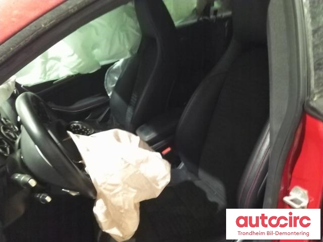 Mercedes CLA 2013-2019 (C117) (C117), Motorkode: 270910, Girkassekode: 724002