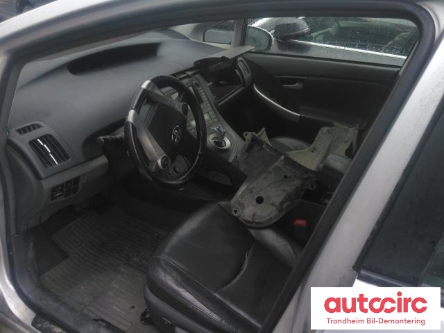 Toyota Prius 2009-2016 (Type III) (COMBI) (COMBI), Motorkode: 2ZR-FXE, Girkassekode: 