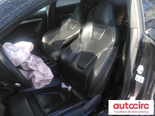 Audi RS5 2010-2014 , Motorkode: CFSA, Girkassekode: NNB