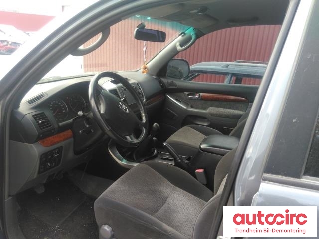 Toyota Land Cruiser 120 2002-2009 , Motorkode: 1KD-FTV, Girkassekode: 3303060A32