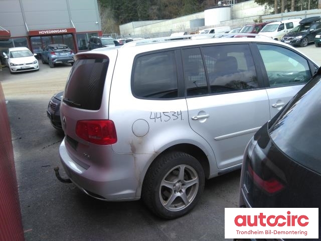 VW Touran 2010-2015 (Type I, Fase 3) , Motorkode: CFJA, Girkassekode: PBE
