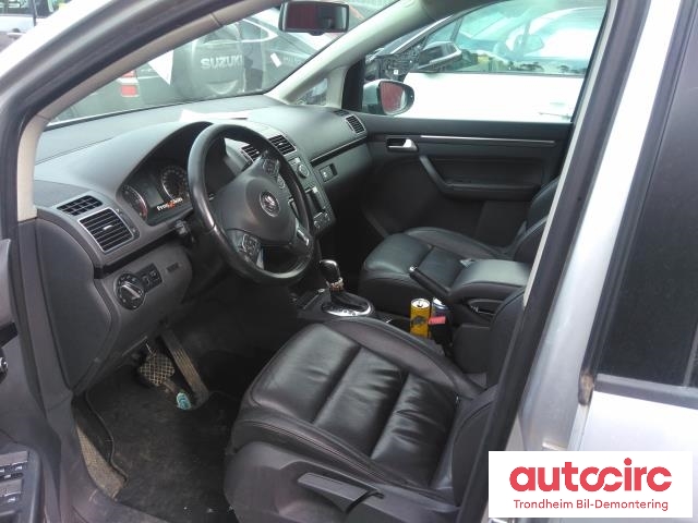 VW Touran 2010-2015 (Type I, Fase 3) , Motorkode: CFJA, Girkassekode: PBE