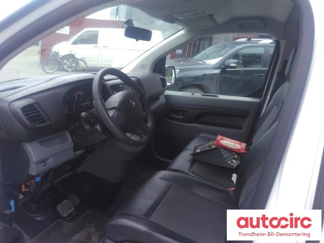 Peugeot Expert 2016-->> (Type III) , Motorkode: AHH, Girkassekode: 98 103 757 80