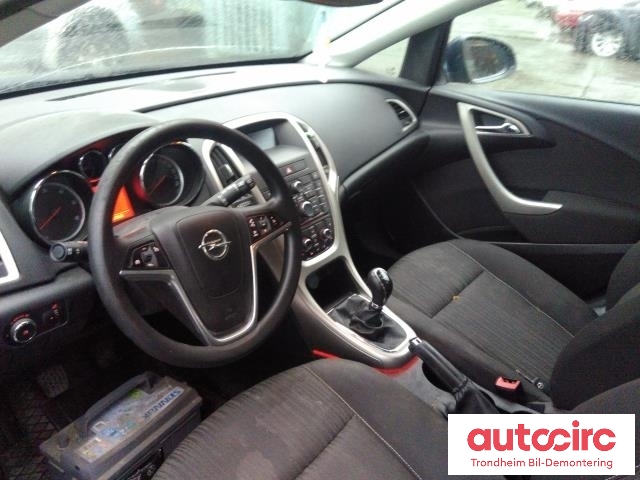 Opel Astra J 2010-2015 , Motorkode: A17DTR, Girkassekode: 